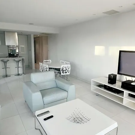 Modern Seafront Apartment